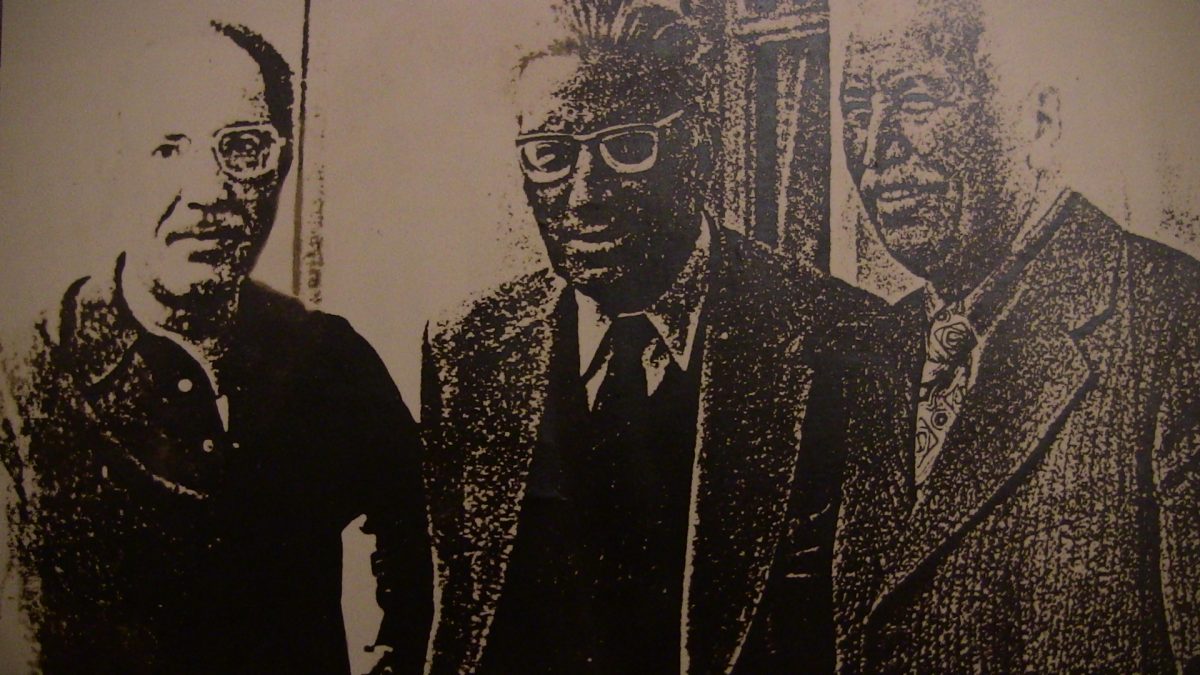 1970 — من اليمين، محمود الأطرش، عبد الحميد بوضياف و عبد الحميد بن زين.