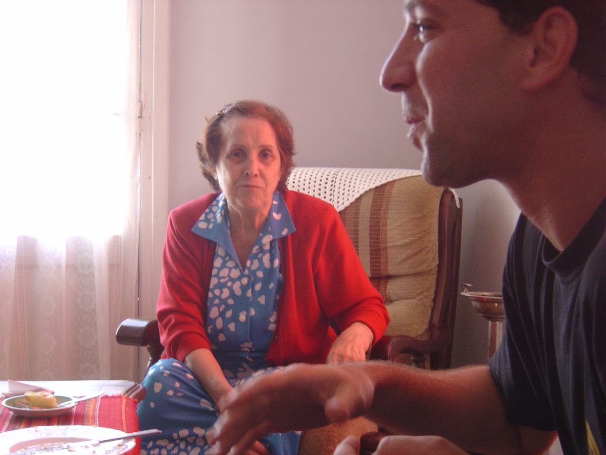 2004 — جوليات أكامبورا