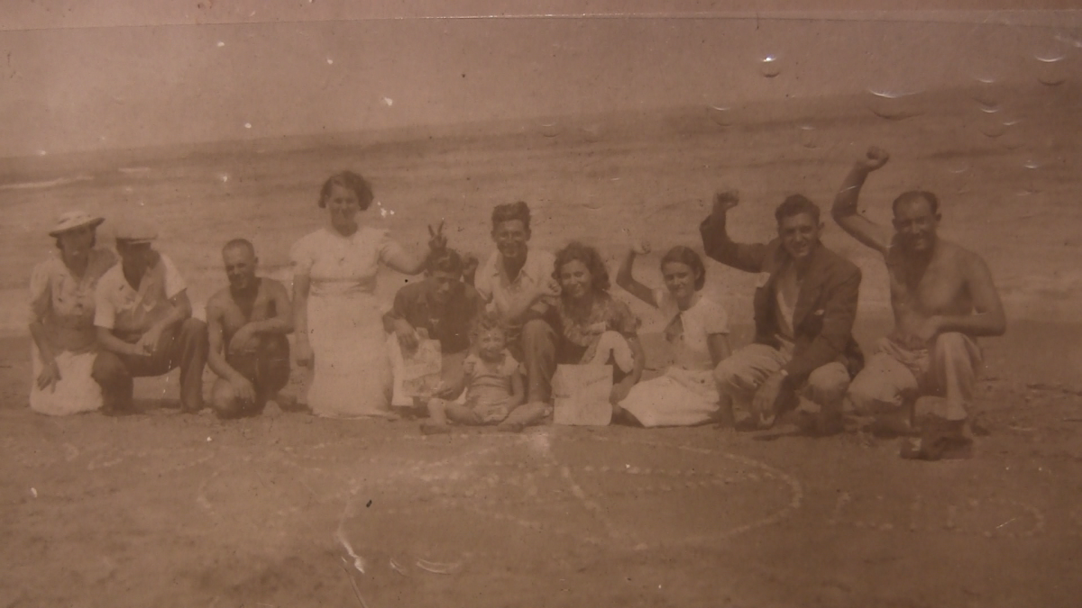 1938 — فريق جريدة الكفاح الإجتماعي