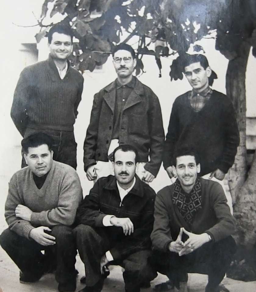 1959 — سجن د'يل هارراكه. غيورغيس اكامبورا ديبووت ا غاوكهي. اندري رويز اسسيس ا غاوكهي.