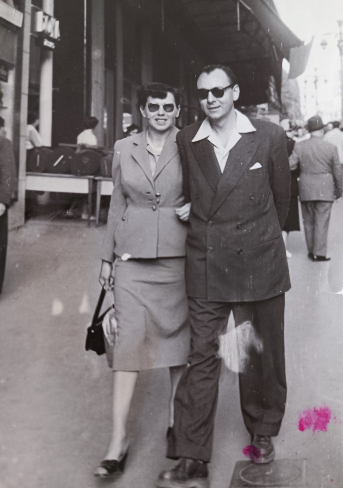 1952 — روني و روني جوسترابو