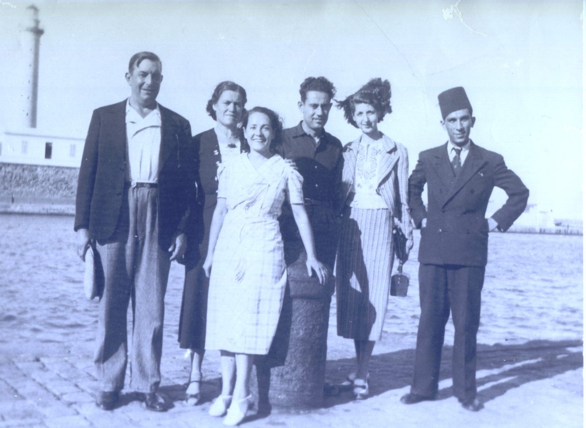1934 — على اليمين، قدّور بلقائم و إلي مينيو