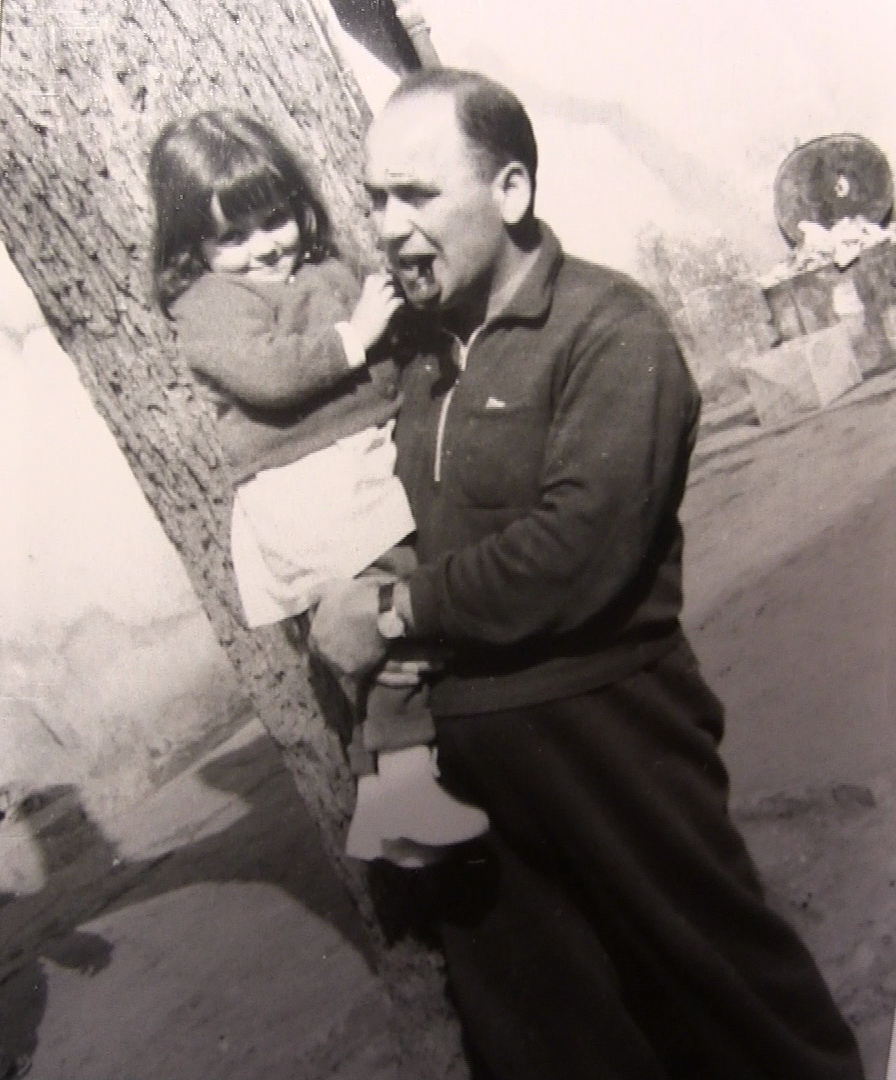 1957 — برنار بورقاريلا في معتقل لودي